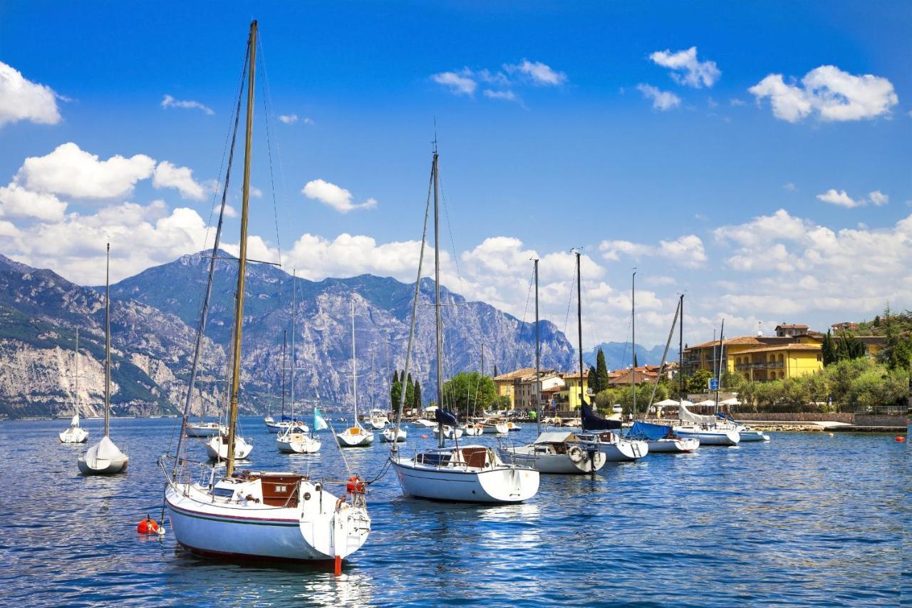 Rivoltella Apt With Pool 600M From Lake - Happy Rentals Desenzano del Garda Exteriör bild